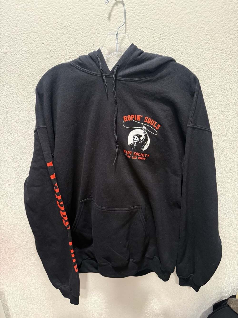 Riot Society Ropin Souls Size L Black Hoodie
